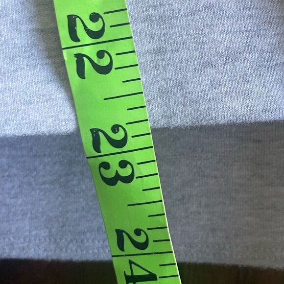 Lululemon sweatshirt Today is a Cheat Day Koala Pouch Pocket gray Cowl sz 4 - Picture 11 of 11